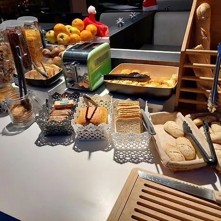 Brit Hotel Confort Rouen Centre-3